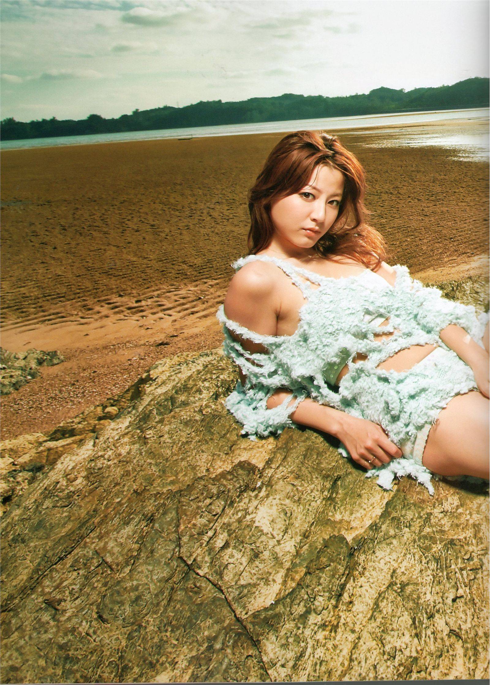 杉本有美「STARTING OVER」[PB写真集] Yumi Sugimoto